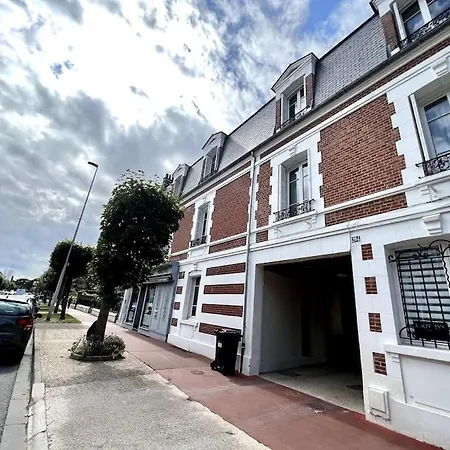 Le Balavoine Cls Apartmán *